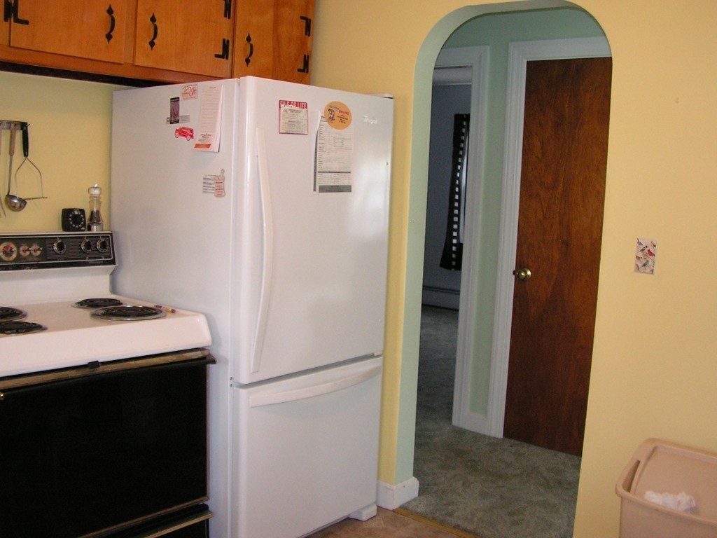 11 Roberts Road Canton, MA 02021 - Photo 7 of 17 Gallery Image 7