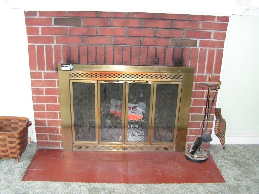11 Roberts Road Canton, MA 02021 - Photo 10 of 17 Gallery Image 10