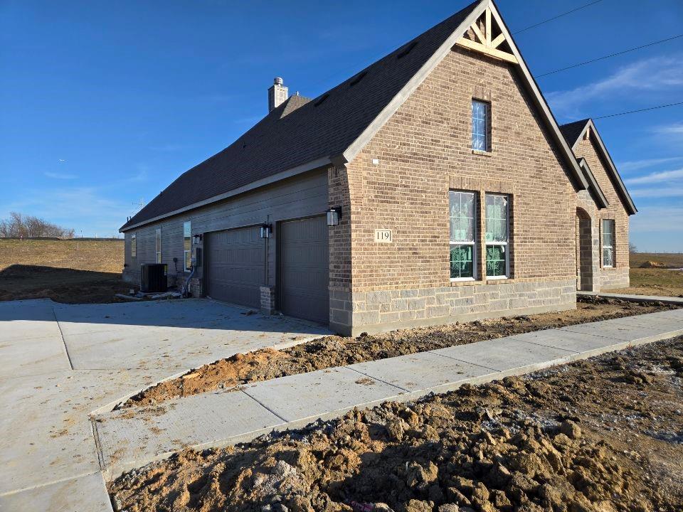119 Hillview Trail Decatur, TX 76234 - Photo 2 of 22