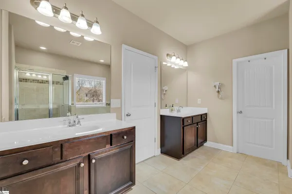 $579,000 | 389 Heritage Point Drive, Simpsonville, SC 29681