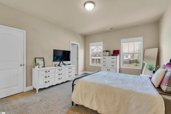 $579,000 | 389 Heritage Point Drive, Simpsonville, SC 29681