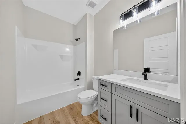 $409,900 | 268 Auburn Ridge Dr. Drive, Troy, MO 63379