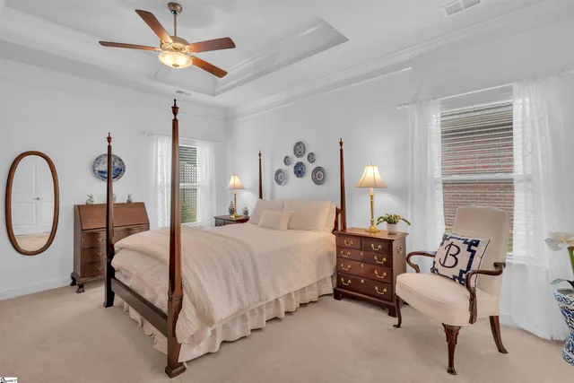 $325,000 | 940 Ravenfield Drive, Duncan, SC 29334