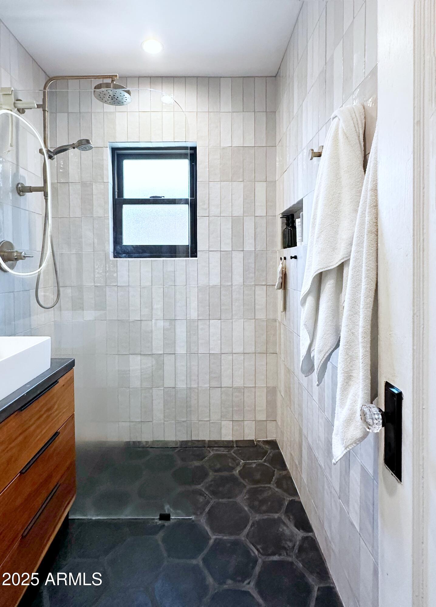 1111 East Coronado Road Phoenix, AZ 85006 - Photo 51 of 77 Remodeled bathroom