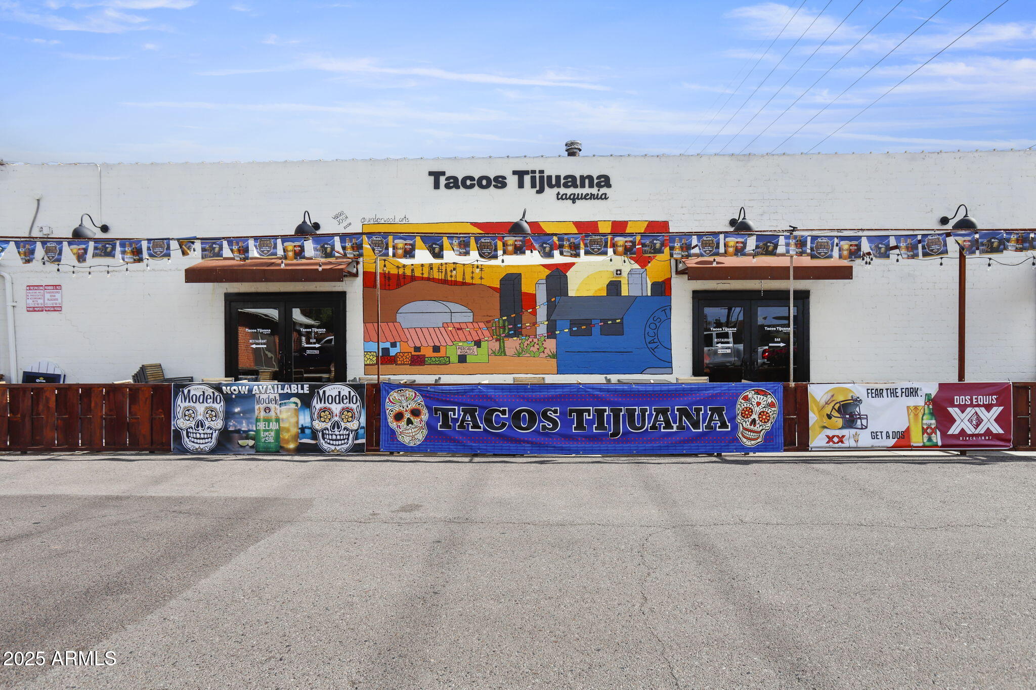 1111 East Coronado Road Phoenix, AZ 85006 - Photo 68 of 77 a view of a swimming pool with an outdoor seating