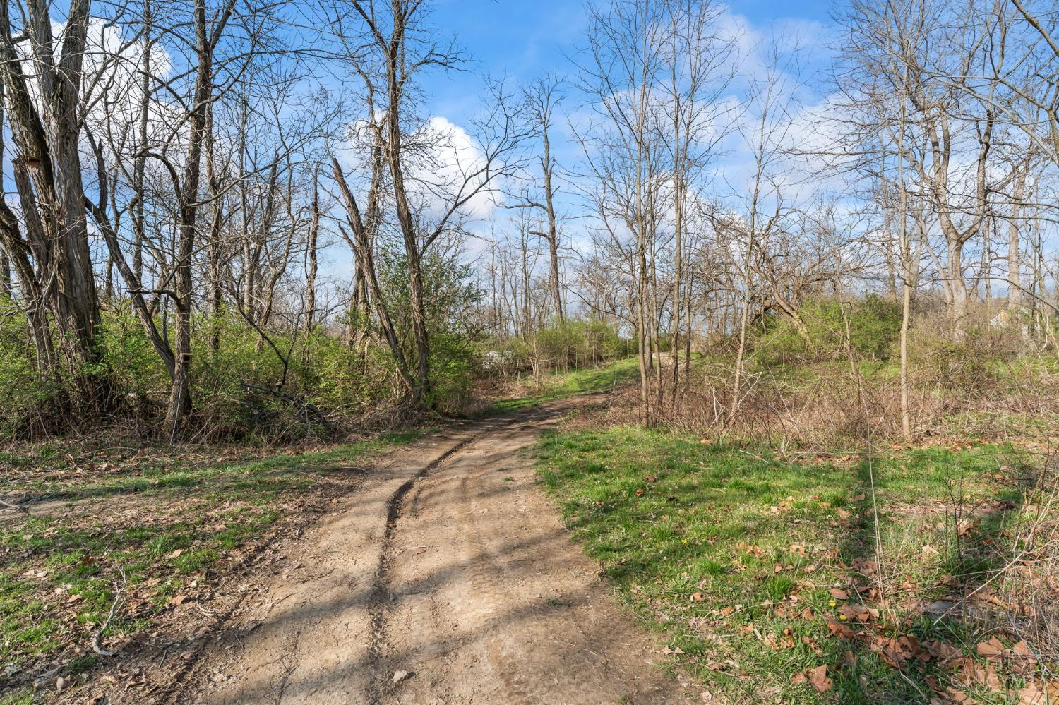 2425 Middleboro Road Clarksville, OH 45113 - Photo 18 of 91