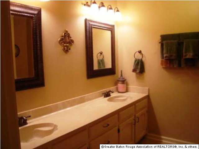 1846 Michel Delving Road Baton Rouge, LA 70810 - Photo 13 of 13 Gallery Image 13