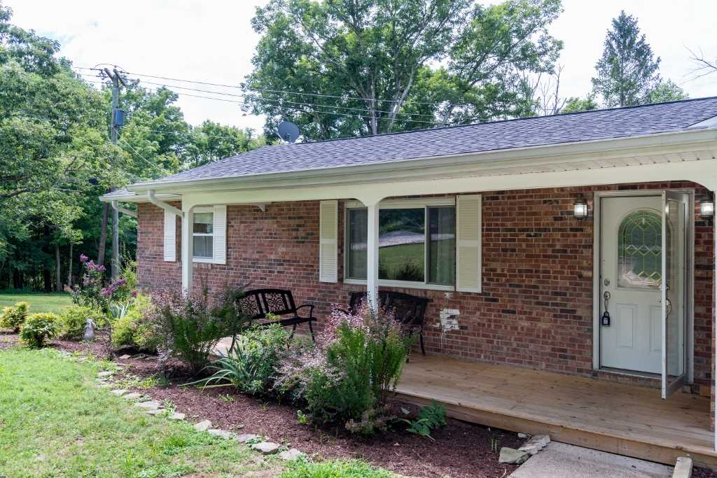 3169 McCoy Road Huntington, WV 25701 - Photo 3 of 31 Gallery Image 3