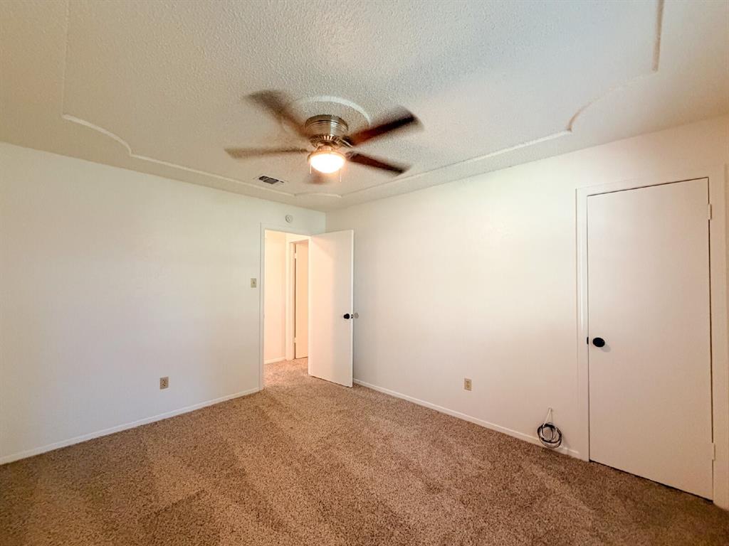 712 Pecan Street Burleson, TX 76028 - Photo 25 of 31