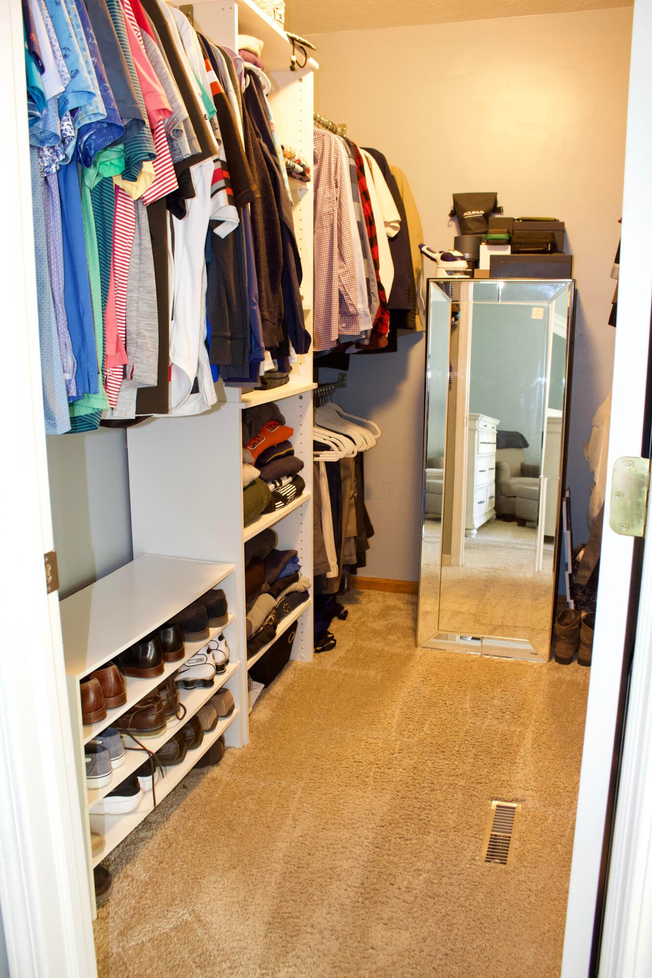 5332 Watkins Road Southwest Pataskala, OH 43062 - Photo 35 of 51 Owner Closet