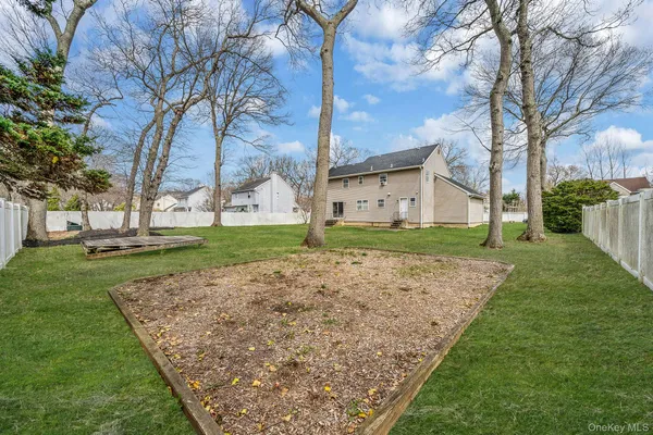 $729,000 | 92 Old Selden Stage Road, Selden, NY 11784