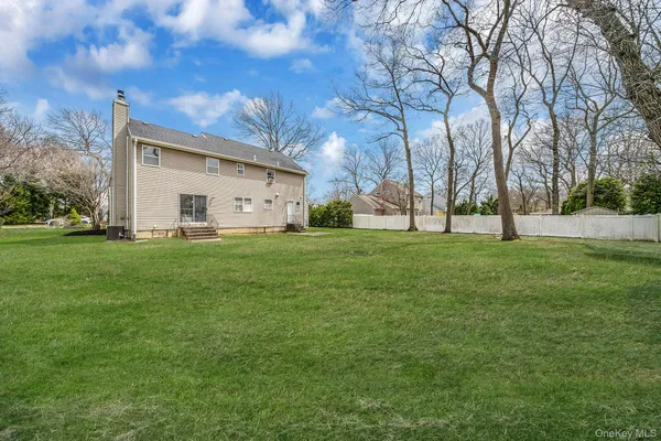 $729,000 | 92 Old Selden Stage Road, Selden, NY 11784