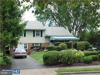 149 Lawrence Road Broomall, PA 19008 - Photo 1 of 10 Exterior Front