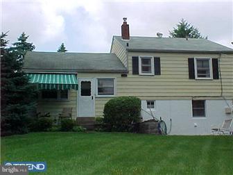 149 Lawrence Road Broomall, PA 19008 - Photo 2 of 10 Exterior Back