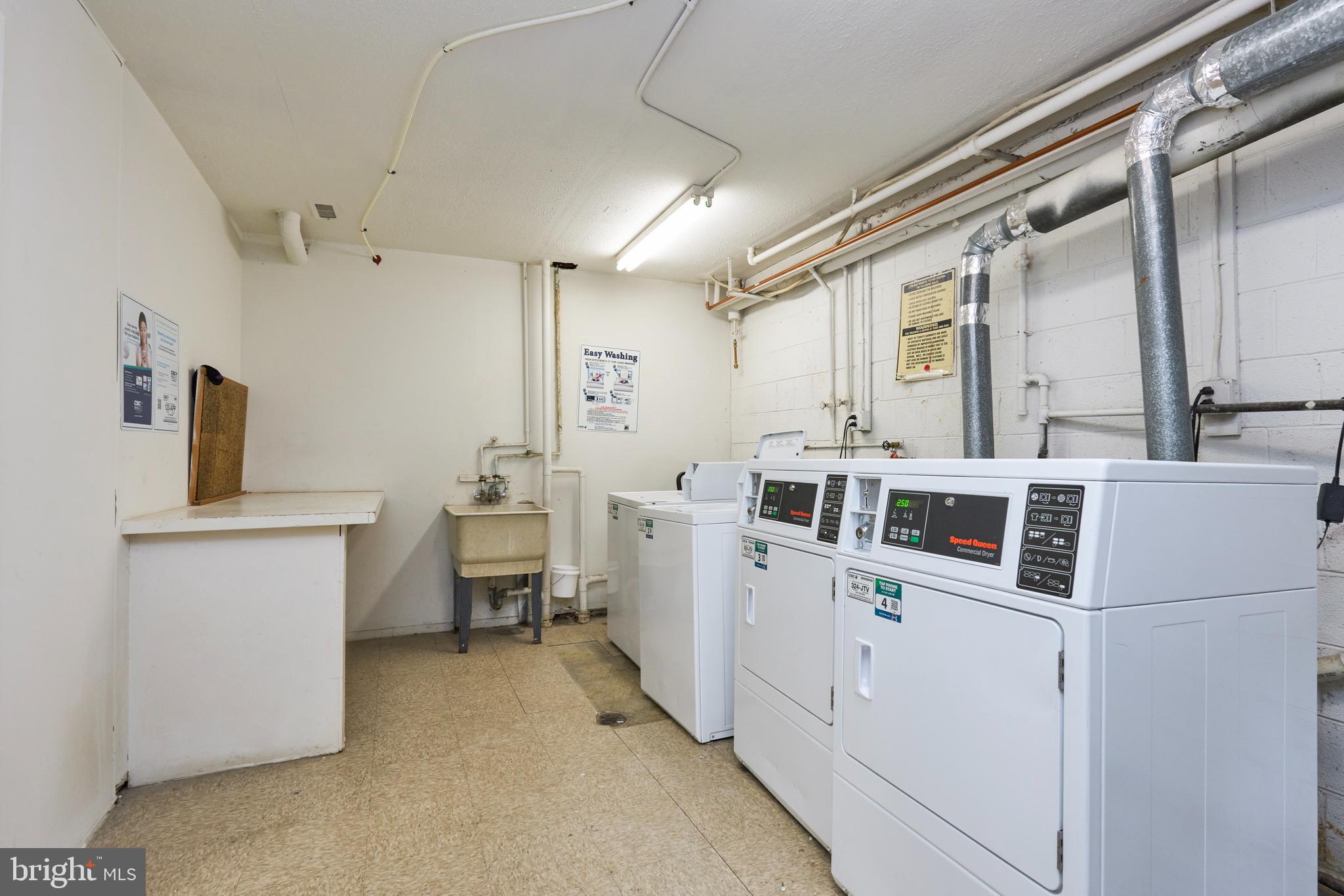 156 Haycock Road, Unit A6 Falls Church, VA 22046 - Photo 28 of 33