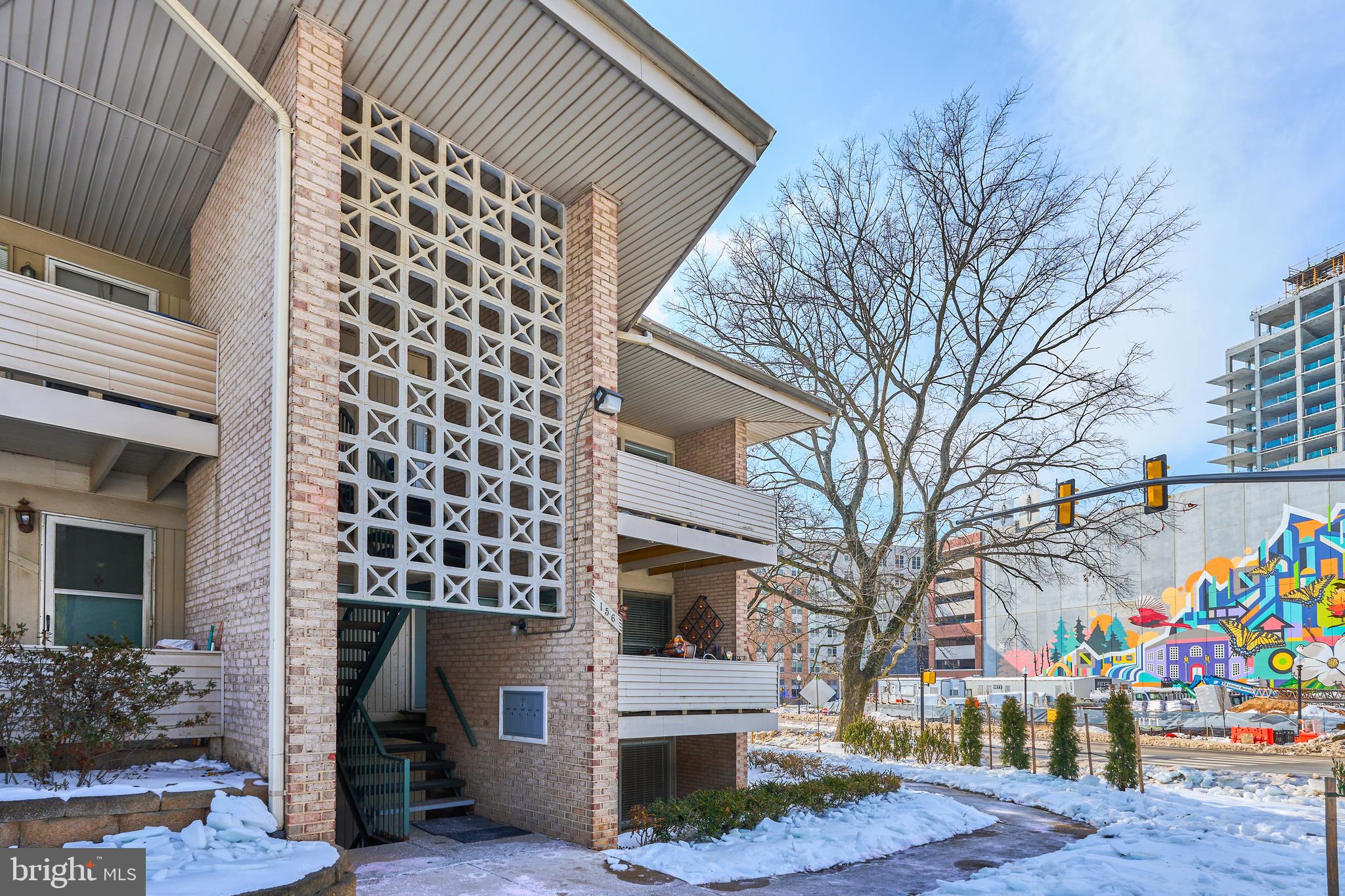 156 Haycock Road, Unit A6 Falls Church, VA 22046 - Photo 3 of 33