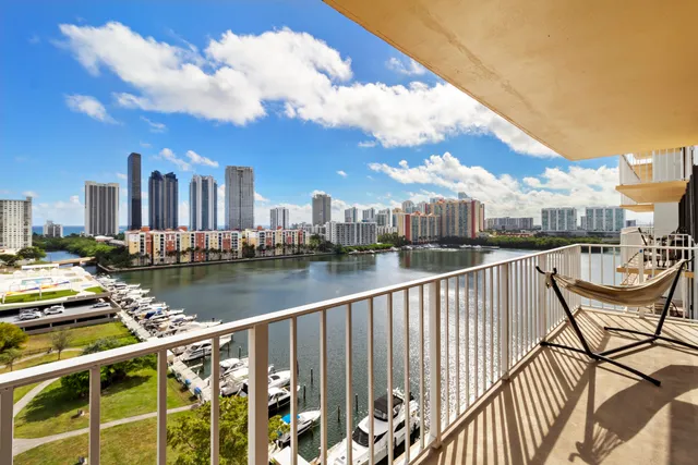 $3,400 | 290 174th Street, Unit 1417, Sunny Isles Beach, FL 33160