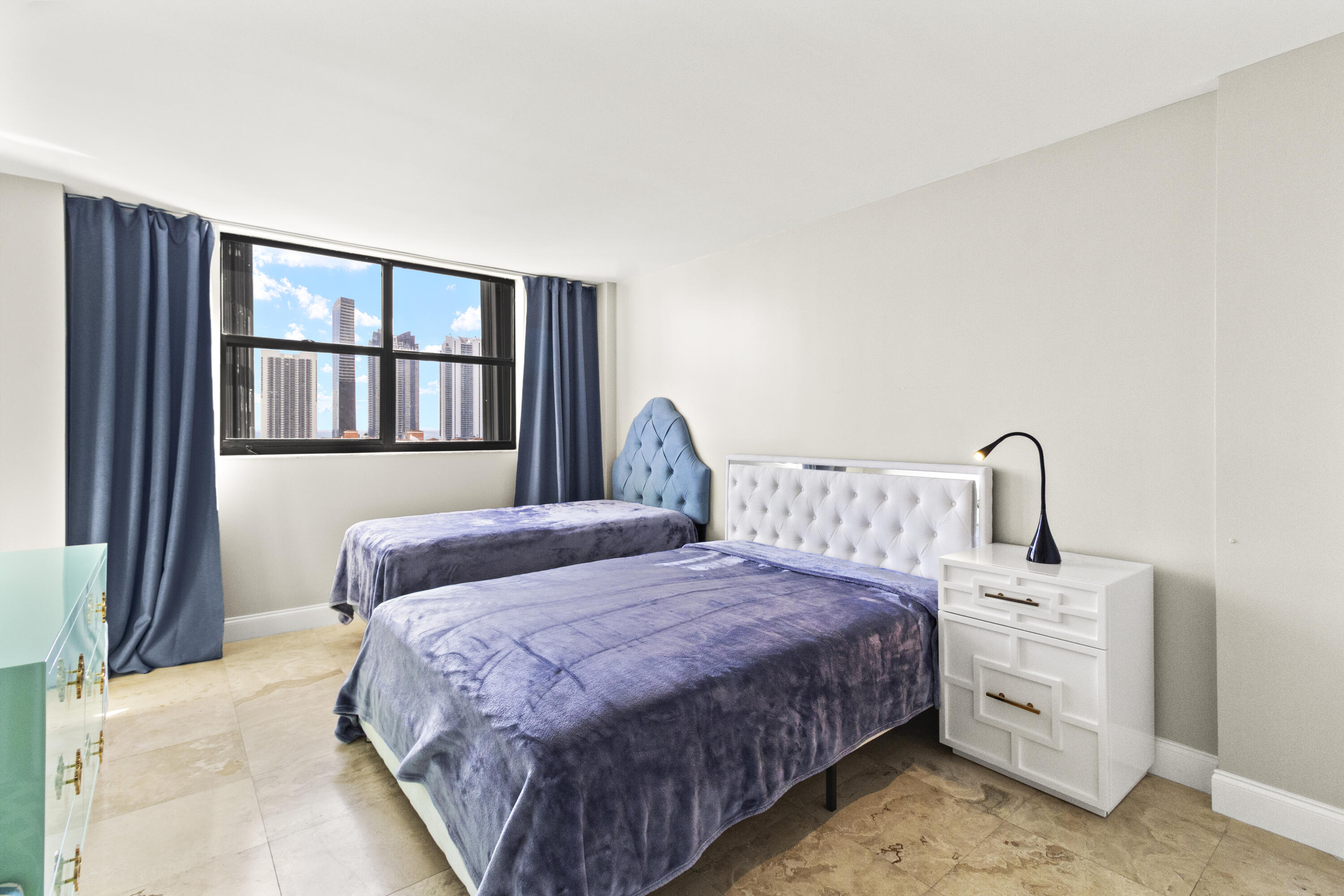 290 174th Street, Unit 1417 Sunny Isles Beach, FL 33160 - Photo 25 of 50 IMG_7006