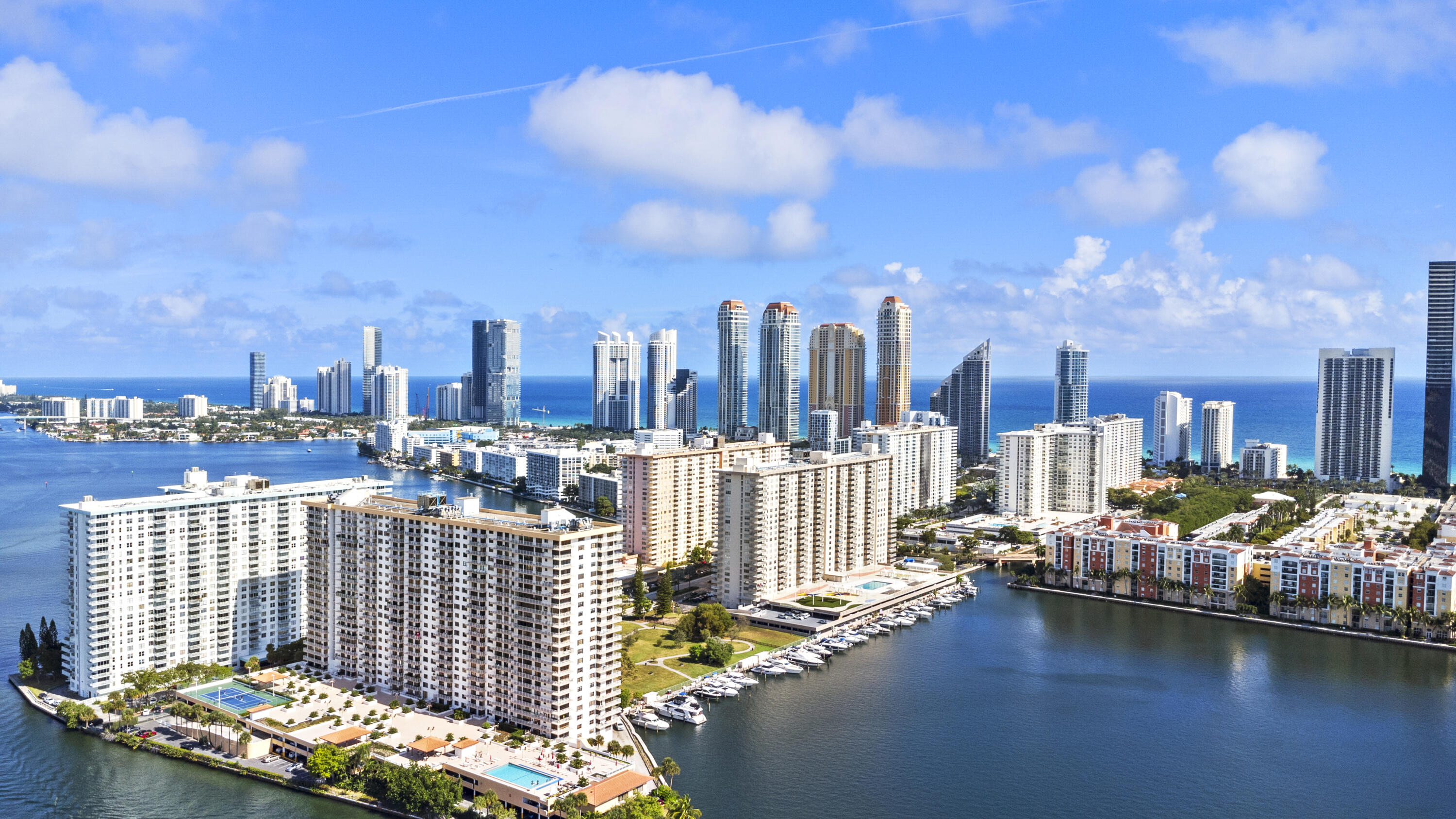 290 174th Street, Unit 1417 Sunny Isles Beach, FL 33160 - Photo 47 of 50 DJI_0038