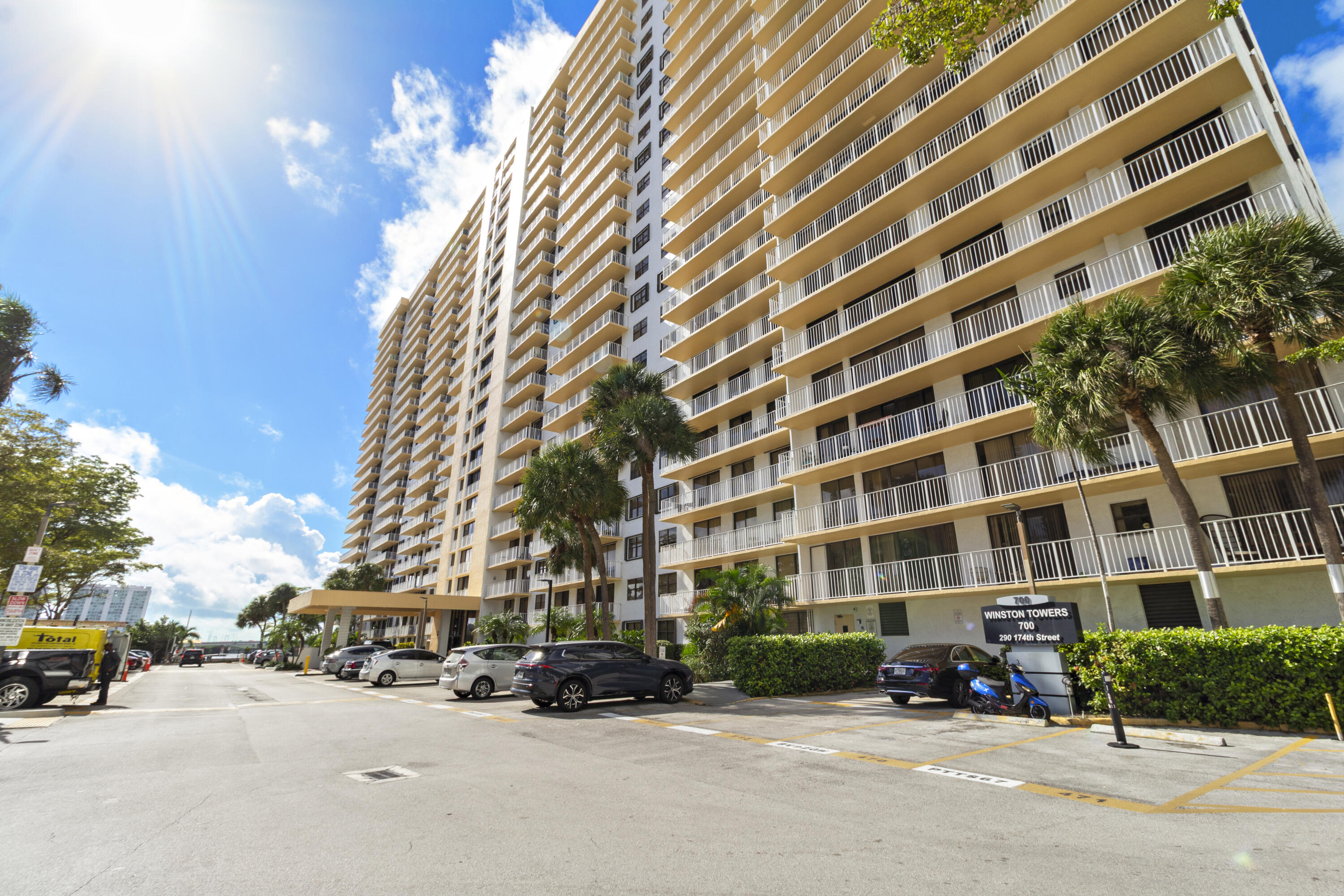 290 174th Street, Unit 1417 Sunny Isles Beach, FL 33160 - Photo 48 of 50 IMG_7133