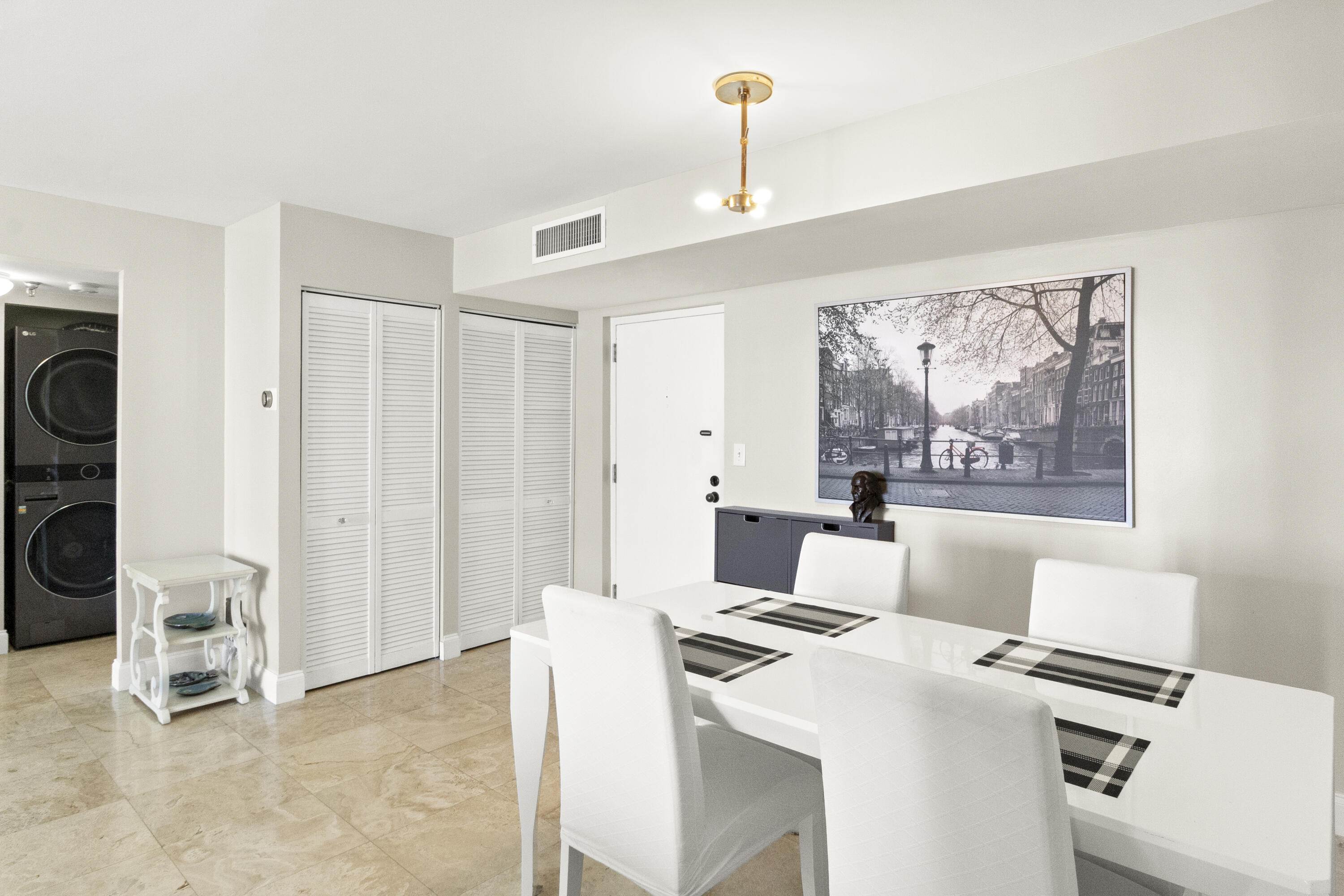 290 174th Street, Unit 1417 Sunny Isles Beach, FL 33160 - Photo 5 of 50 IMG_7051