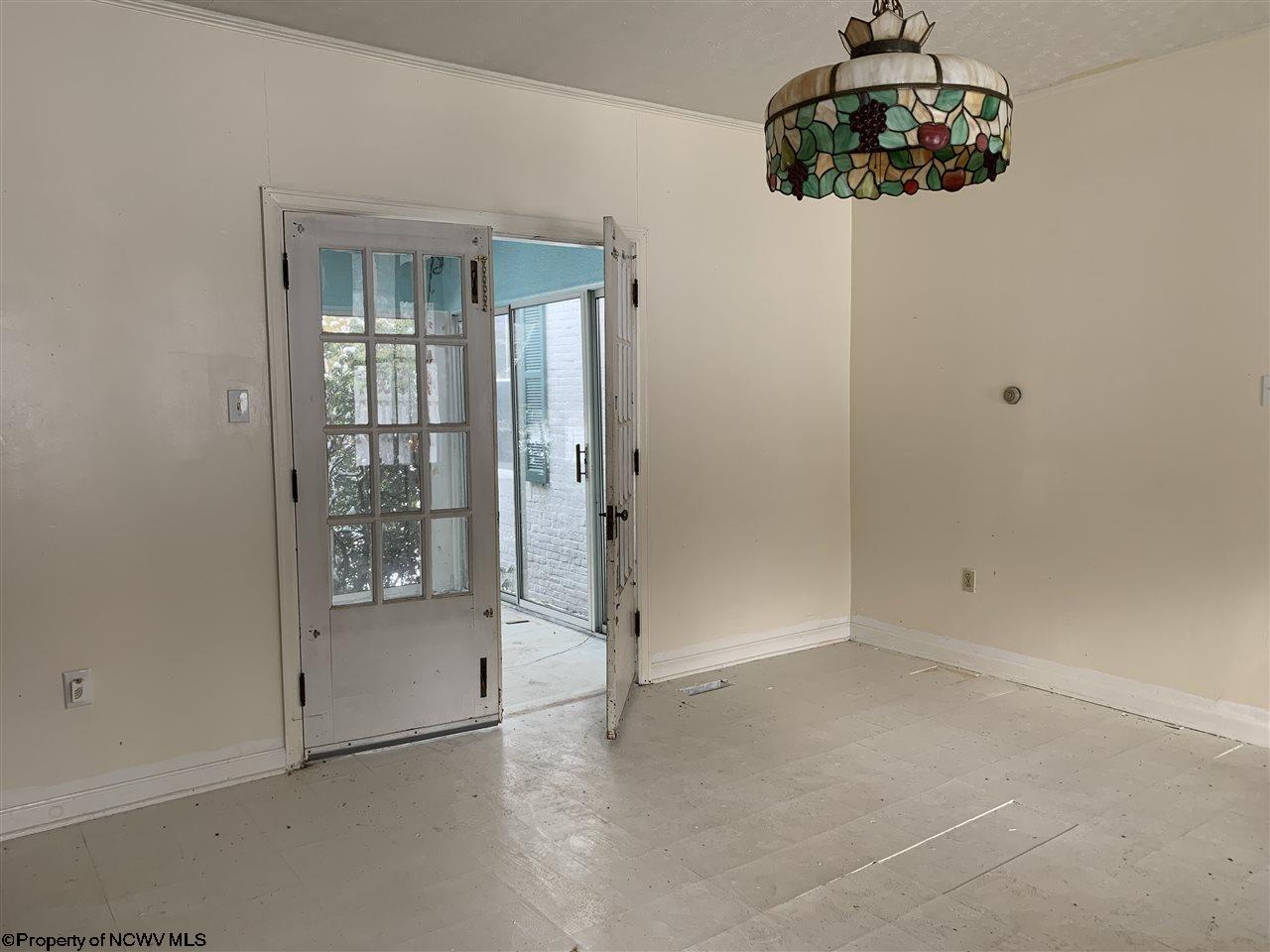 804 Middletown Road Shinnston, WV 26431 - Photo 7 of 22 Gallery Image 7