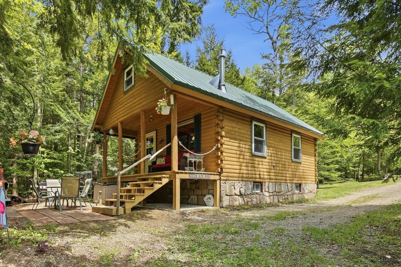 38 Kelly Road Stark, NH 03582 - Photo 2 of 60