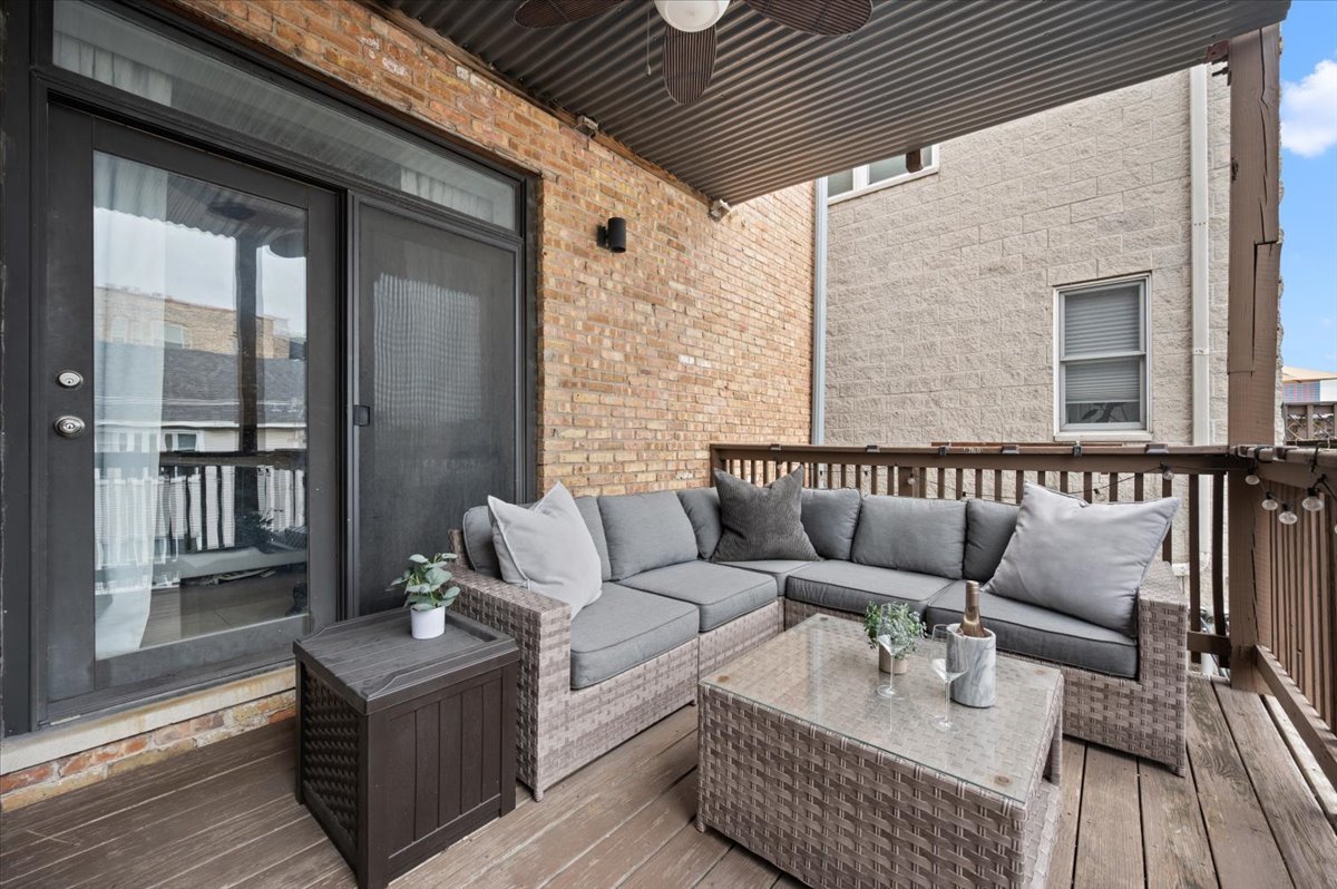 636 North Racine Avenue, Unit 3S Chicago, IL 60642 - Photo 23 of 25