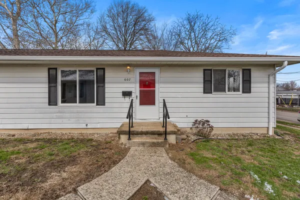 $200,000 | 607 South Glover Avenue, Urbana, IL 61802