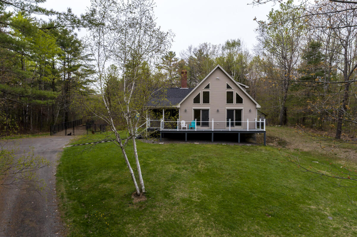 52-Exterior (6 of 9)