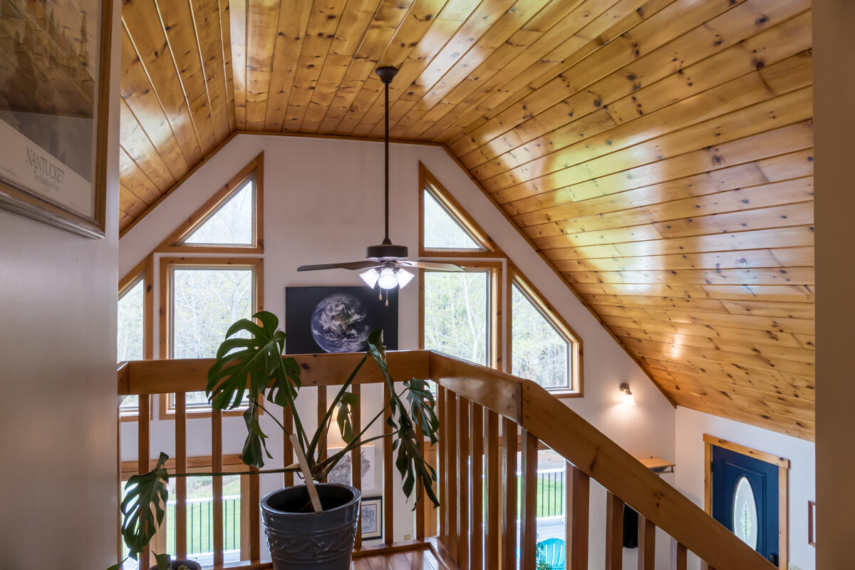 52 Casey Road Windsor, ME 04363 - Photo 21 of 64 32-Primary suite (1 of 11)