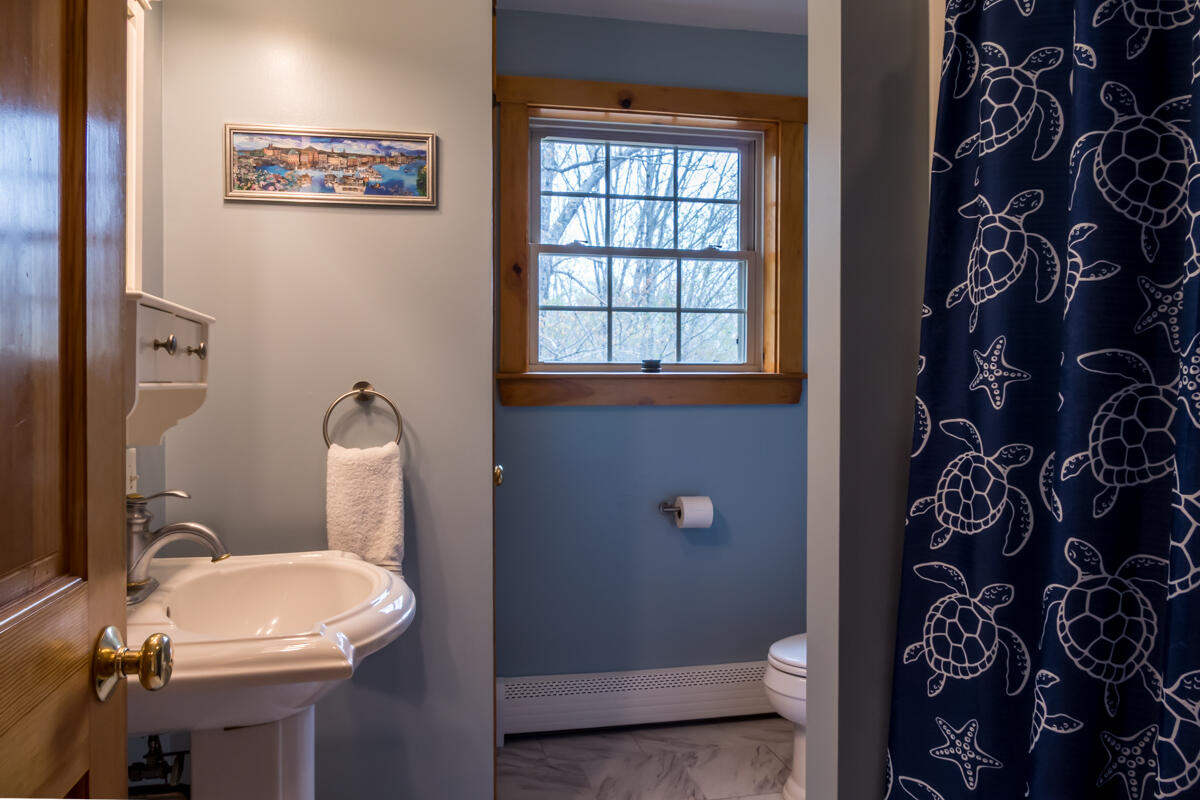 52 Casey Road Windsor, ME 04363 - Photo 30 of 64 41-Primary suite (10 of 11)