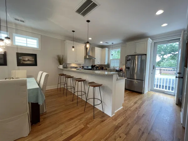 $4,800 | 973 Warrick Oaks Ln Mount, Mount Pleasant, SC 29464