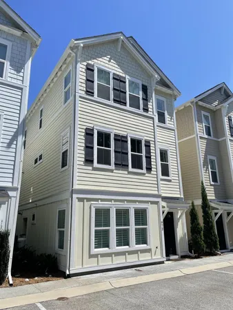 $4,800 | 973 Warrick Oaks Ln Mount, Mount Pleasant, SC 29464