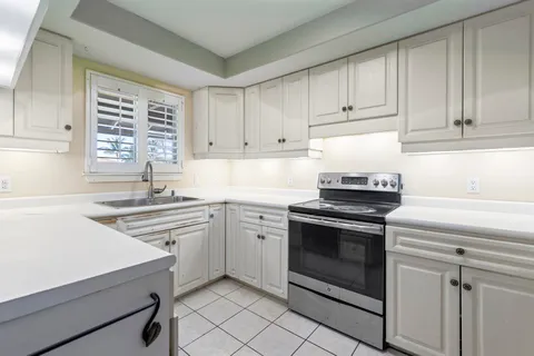 $450,000 | 2058 Kanoe Street, Unit 2C, Kihei, HI 96753