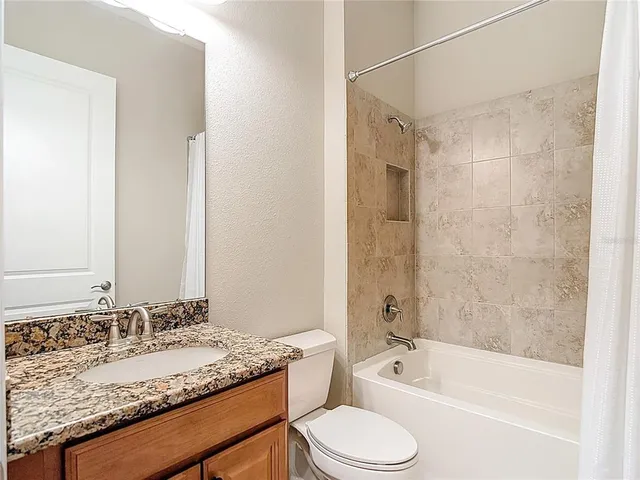 $634,900 | 8613 Grand Alberato Road, Tampa, FL 33647