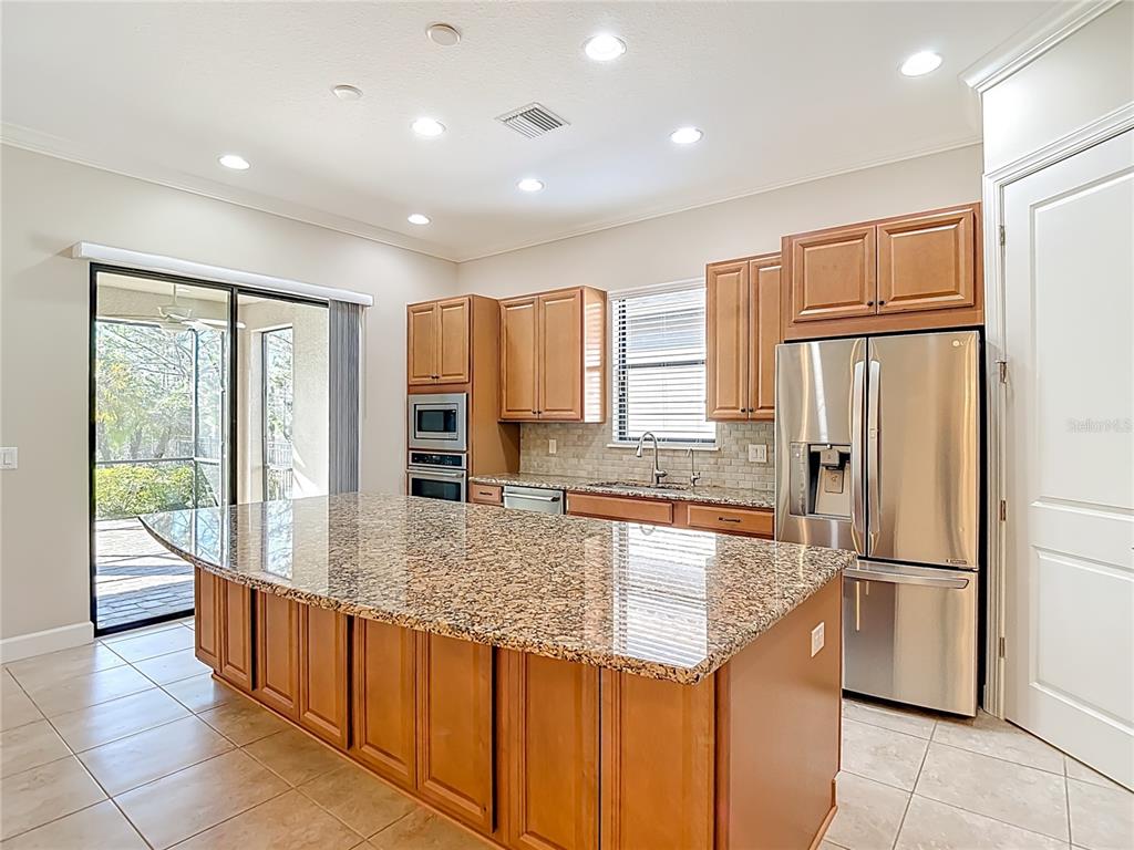 8613 Grand Alberato Road Tampa, FL 33647 - Photo 18 of 56