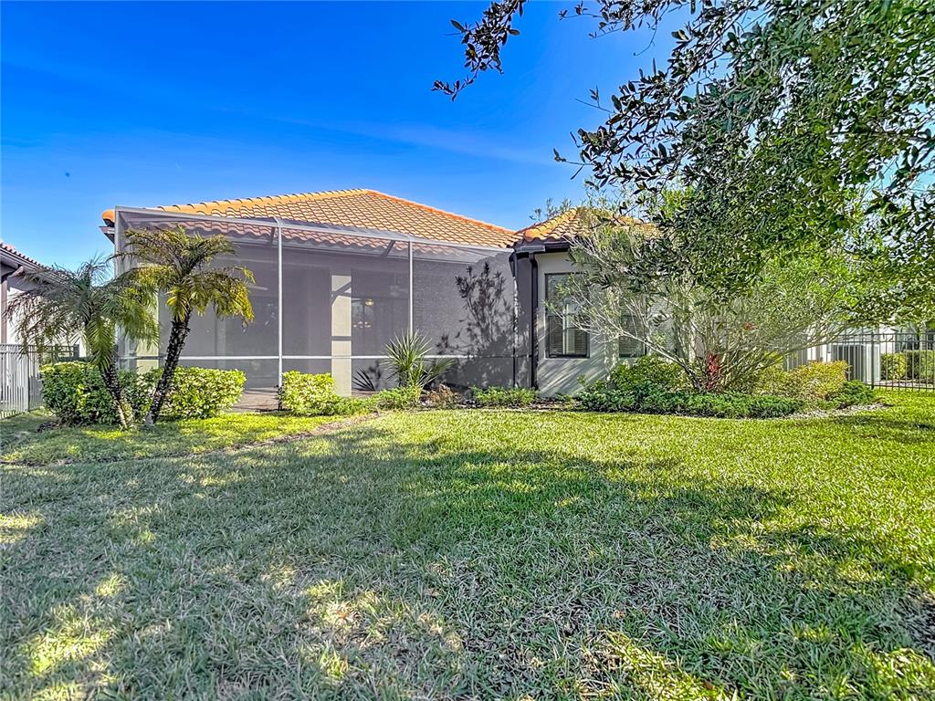 8613 Grand Alberato Road Tampa, FL 33647 - Photo 48 of 56