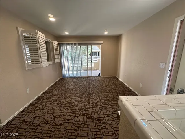$1,200 | 1908 High Valley Court, Unit 204, Las Vegas, NV 89128