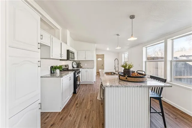 $232,999 | 140 Matney Drive, Osawatomie, KS 66064