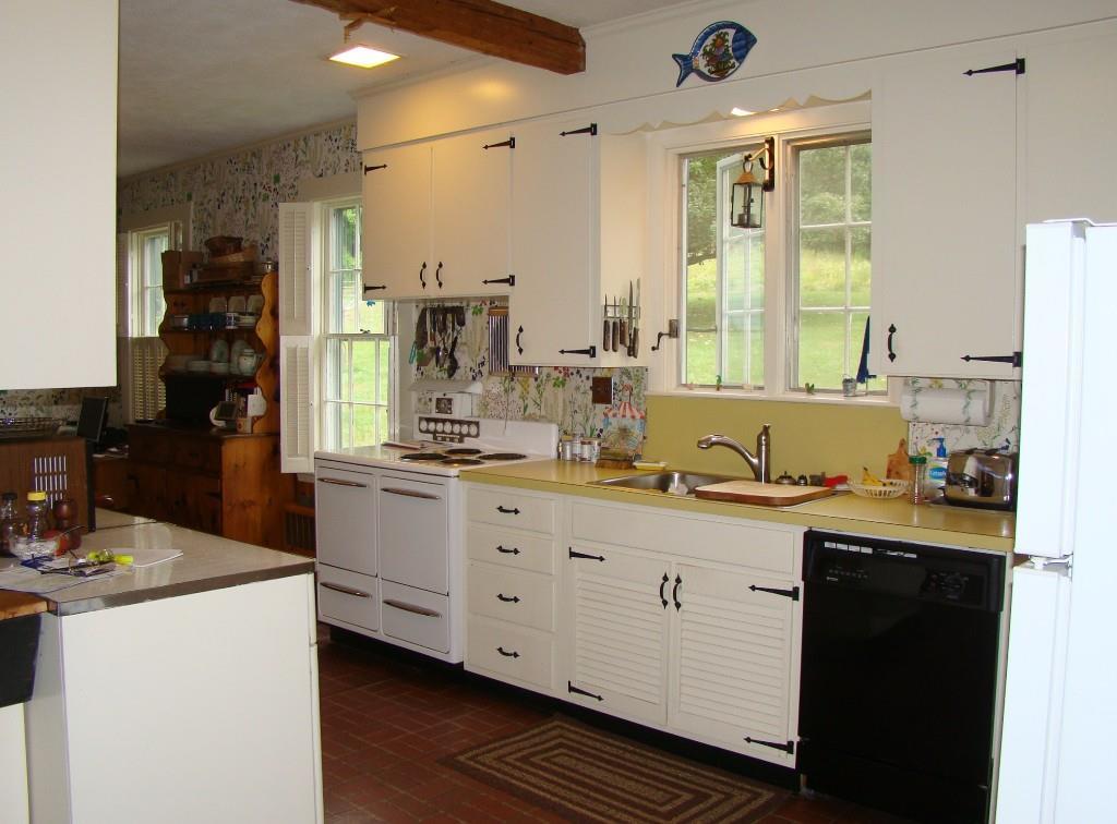 145 Maple Hill Road Auburn, ME 04210 - Photo 9 of 35 Plenty of head room in this kitchen