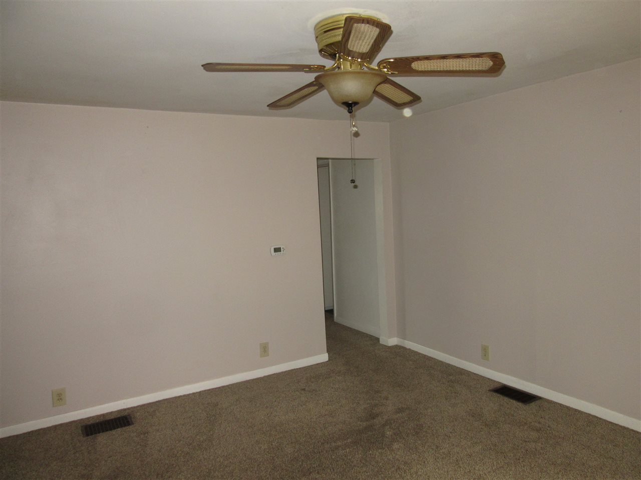 2636 West Wallen Road Fort Wayne, IN 46818 - Photo 6 of 34 Gallery Image 6