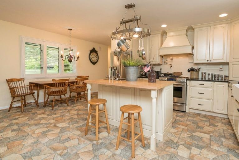 8501 Toma Road Pinckney, MI 48169 - Photo 6 of 41 Photo 6