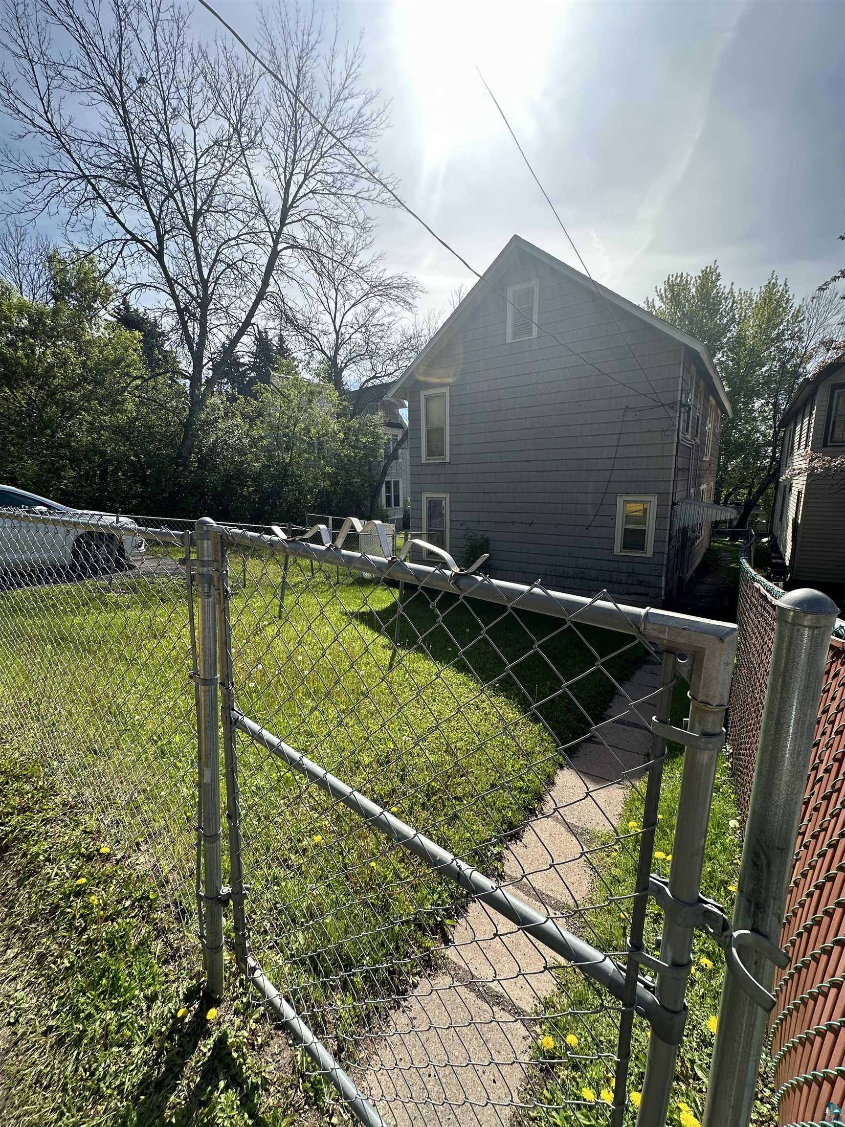 2119 West 3rd Street Duluth, MN 55806 - Photo 25 of 32