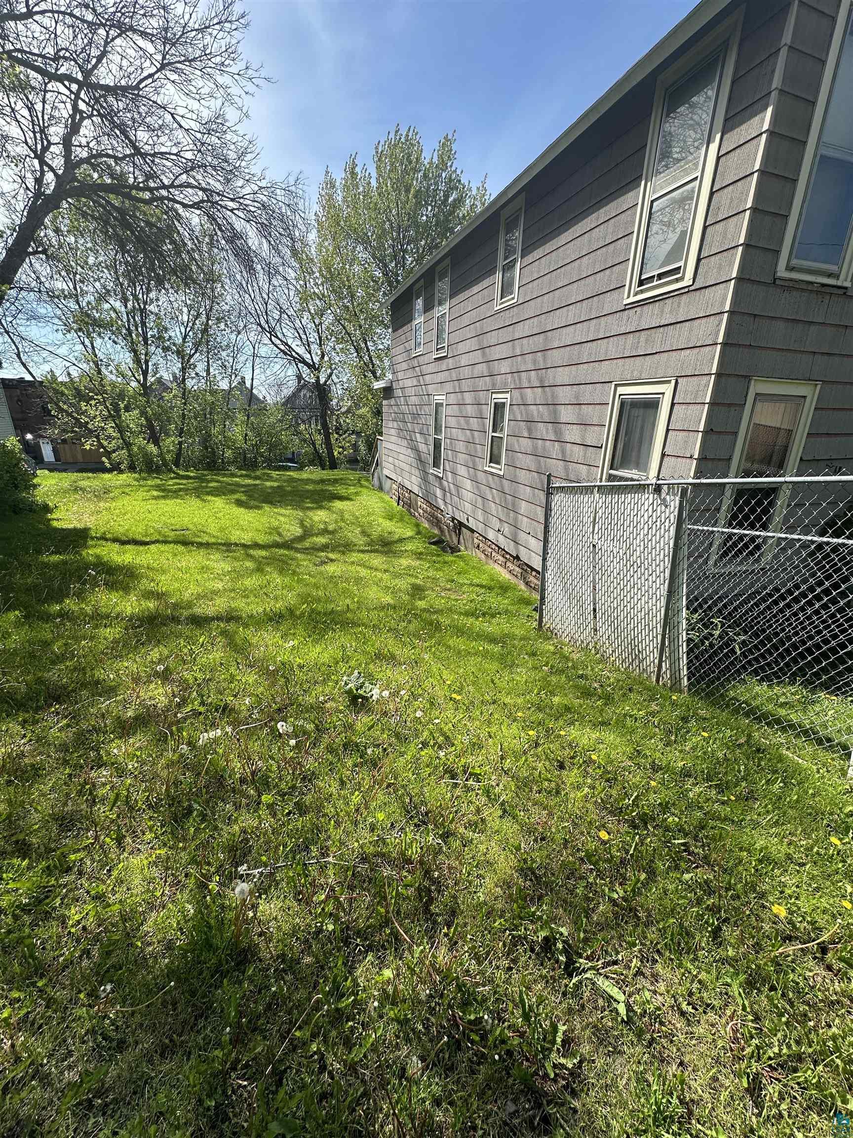 2119 West 3rd Street Duluth, MN 55806 - Photo 27 of 32