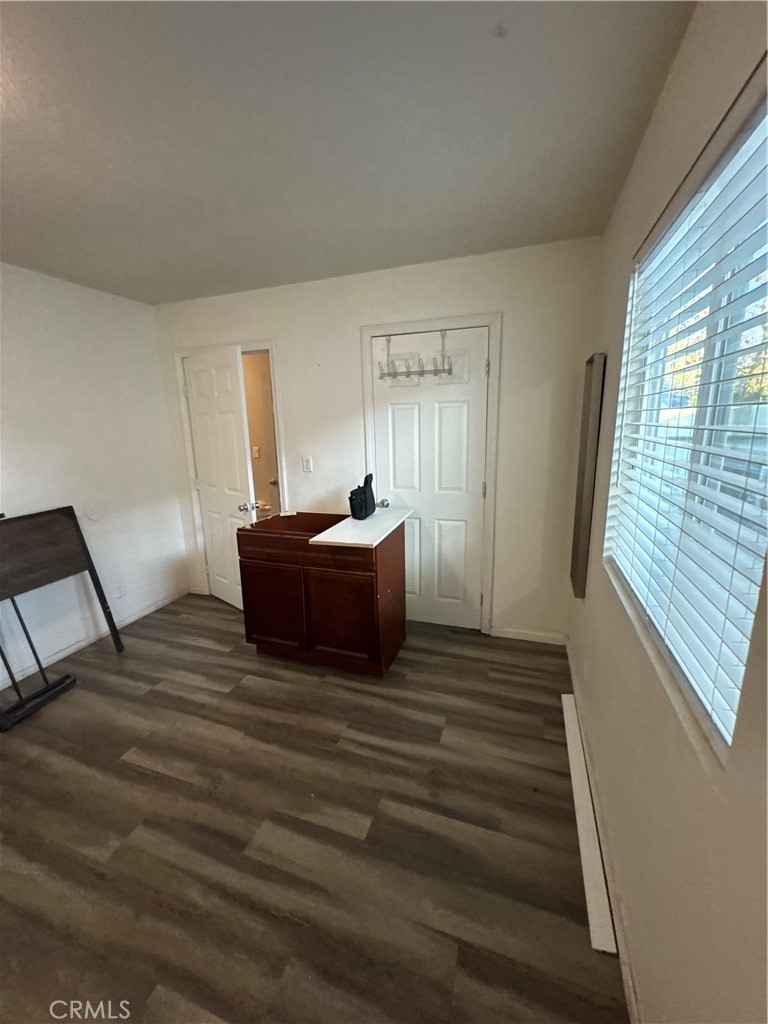 4438 Park Avenue Riverside, CA 92507 - Photo 17 of 23 a spacious bedroom with a bed and window