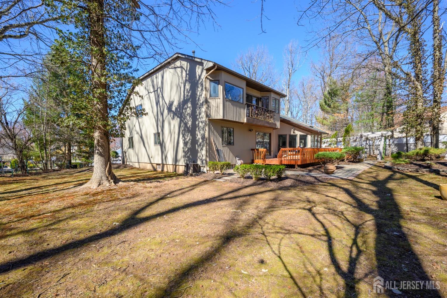 17 Gallo Way Edison, NJ 08820 - Photo 3 of 66