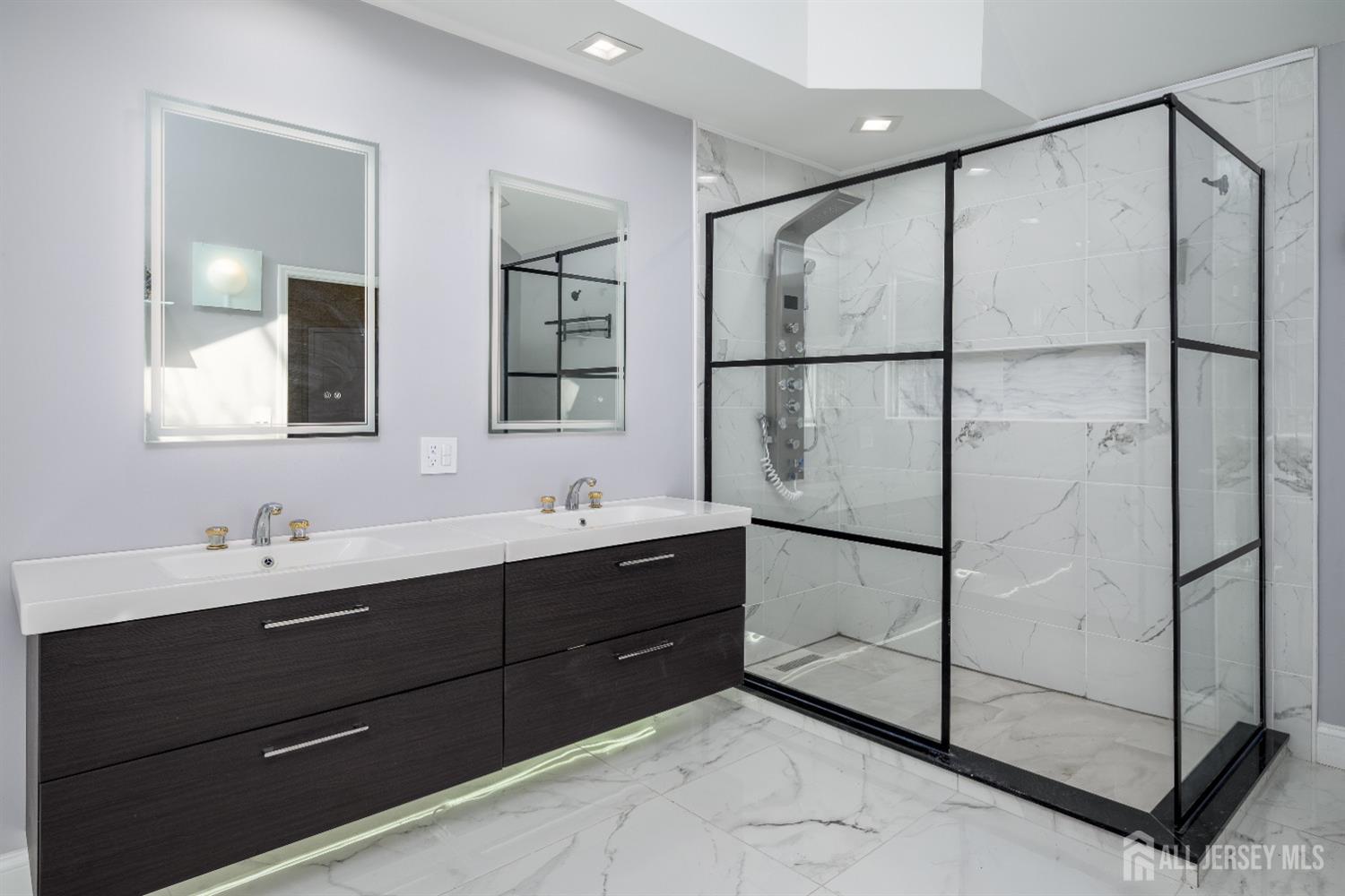 17 Gallo Way Edison, NJ 08820 - Photo 57 of 66