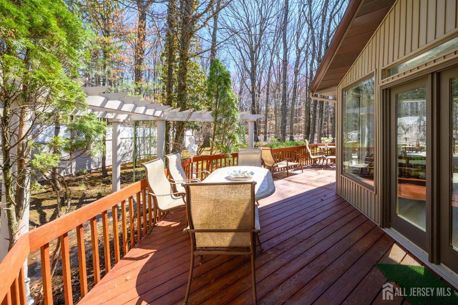 17 Gallo Way Edison, NJ 08820 - Photo 10 of 66