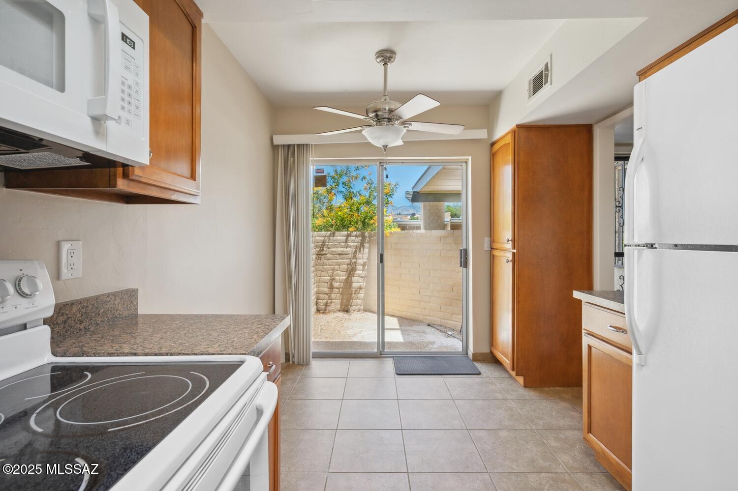 7828 East 3rd Street Tucson, AZ 85710 - Photo 11 of 23
